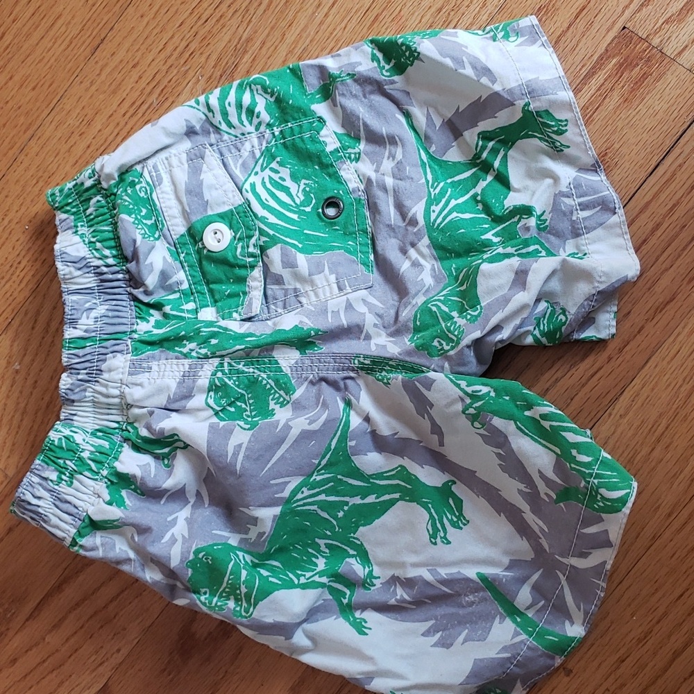 Baby Gap swim trunks 18-24m π - Picture 3 of 4